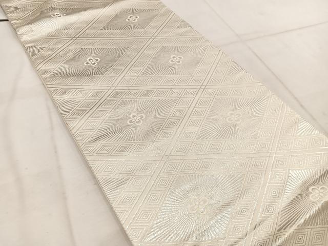 平和屋着物◎両面　六通柄袋帯　唐織　地紙重ね片輪車文　銀糸　正絹　逸品　BAAW1205mz