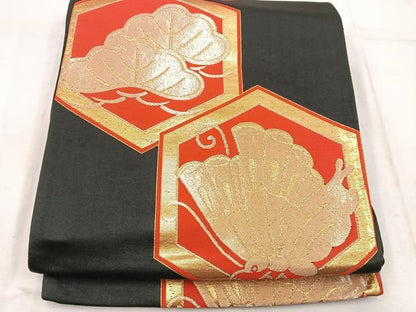 平和屋着物◎六通柄袋帯　亀甲花蝶文　黒地　金糸　正絹　逸品　BAAW1336mz