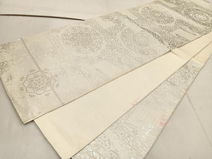 平和屋着物◎六通柄　本袋帯　正倉院花文　銀糸　正絹　逸品　BAAW1423mz