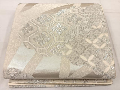 平和屋着物◎六通柄袋帯 雲取り蜀江花文 金糸 引箔 正絹 逸品 BAAW1459mz