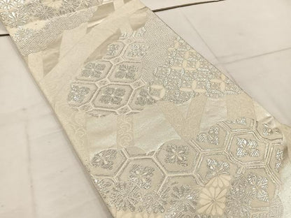 平和屋着物◎六通柄袋帯 雲取り蜀江花文 金糸 引箔 正絹 逸品 BAAW1459mz