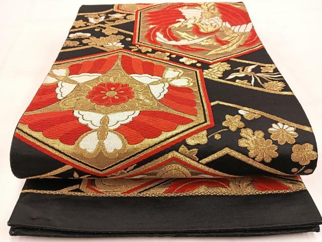 平和屋着物◎六通柄袋帯　唐織　鳳凰亀甲花蝶文　黒地　金糸　正絹　逸品　BAAW2142yc