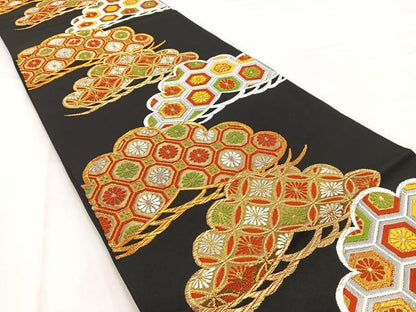 平和屋着物◎六通柄袋帯　唐織　笠松取り菊花文　黒地　金銀糸　正絹　逸品　BAAW2508yc