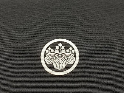平和屋着物■豪華黒留袖　作家物　駒刺繍　花丸文　金彩　正絹　逸品　BAAW2826yc