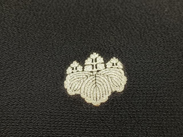 平和屋着物■豪華黒留袖　駒刺繍　孔雀吉祥花文　金彩　銀糸　正絹　逸品　BAAW2861yc