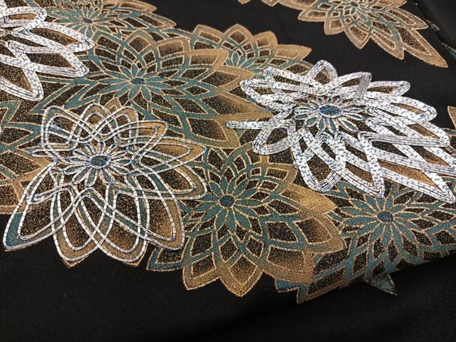 平和屋着物■豪華黒留袖　銀駒刺繍　草花文　金彩　正絹　逸品　BAAW2921yc