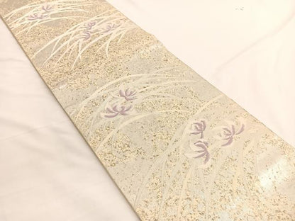 平和屋着物◎西陣　服部織物謹製　六通柄袋帯　こはく錦　草花文　銀糸　正絹　逸品　BAAW3113hv