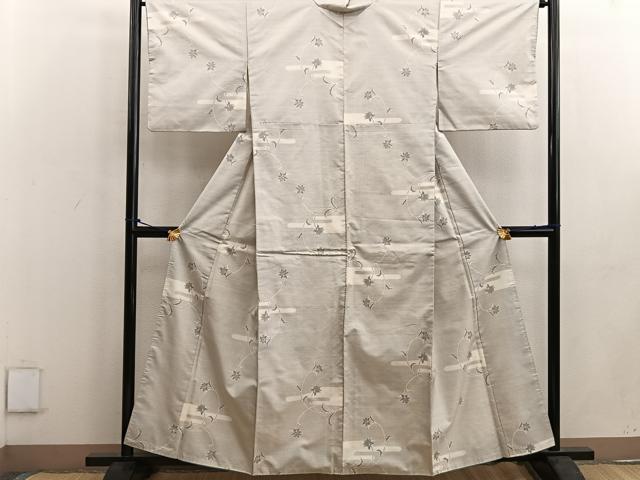 平和屋着物●本場大島紬 白大島 9マルキ エ霞枝花文 正絹 逸品 BAAW3433mz