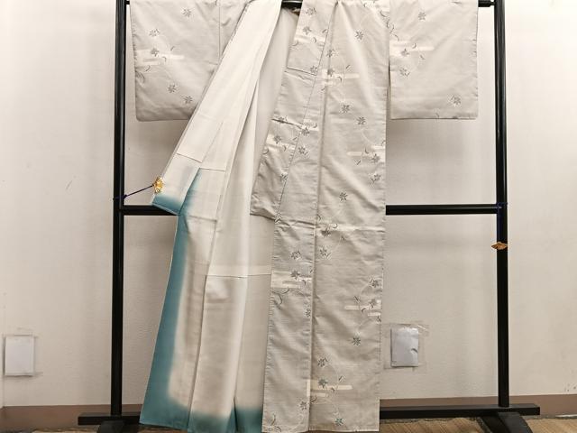 平和屋着物●本場大島紬 白大島 9マルキ エ霞枝花文 正絹 逸品 BAAW3433mz