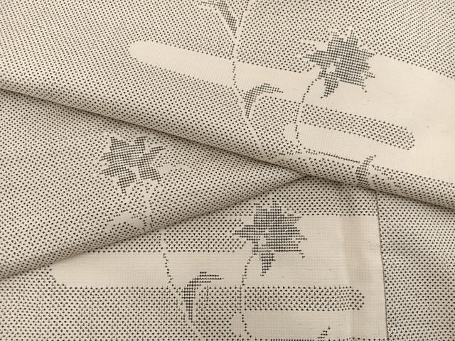 平和屋着物●本場大島紬 白大島 9マルキ エ霞枝花文 正絹 逸品 BAAW3433mz