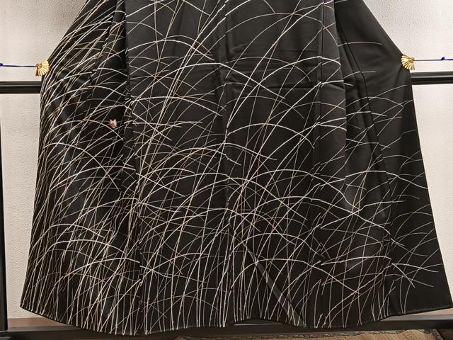 平和屋着物●訪問着 刺繍 舞蝶草葉文 黒地 金彩 正絹 逸品 BAAW3436mz