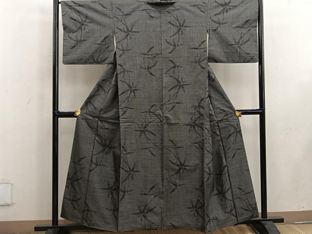 平和屋着物●本場大島紬 7マルキ 草葉文 正絹 逸品 BAAW3452mz