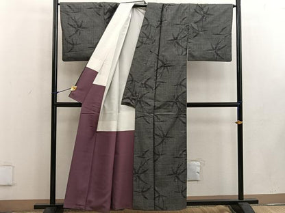 平和屋着物●本場大島紬 7マルキ 草葉文 正絹 逸品 BAAW3452mz