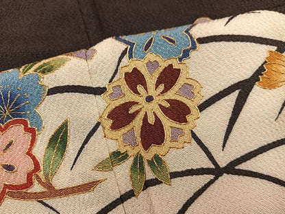 平和屋着物●訪問着 型染め 芝草梅花文 黒地 金彩 鬼しぼ縮緬 正絹 逸品 BAAW3453mz