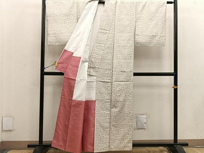 平和屋着物●本場大島紬 白大島 市松花文 証紙付き 正絹 逸品 BAAW3464mz