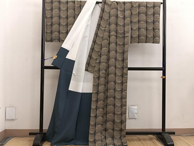 平和屋着物●上質な紬 萬葉織 格子柄 証紙付き 正絹 逸品 BAAW3485mz
