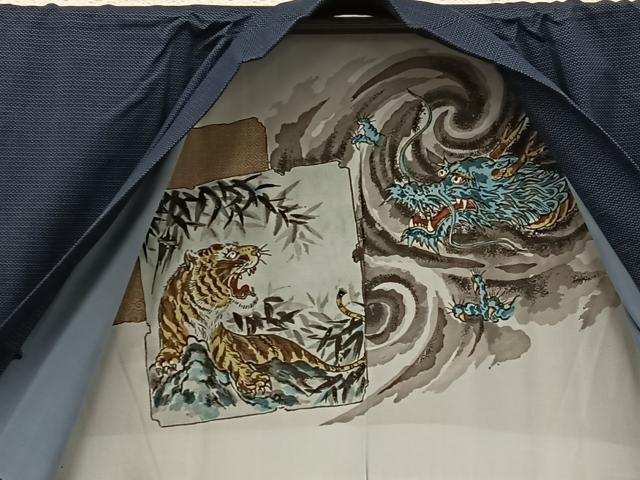 平和屋着物●男性 紬 アンサンブル 80亀甲 羽裏：龍・虎 正絹 逸品 BAAW3505mz