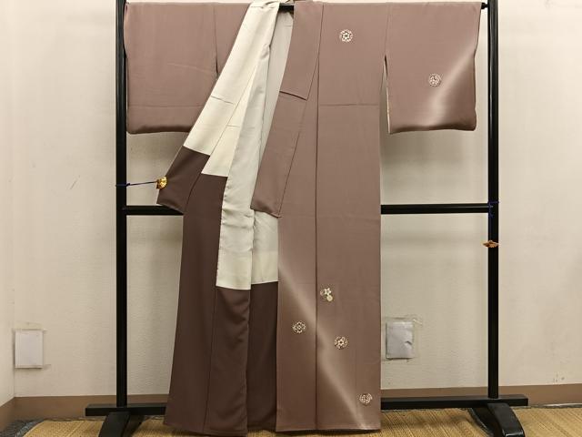 平和屋着物●訪問着 紬地 総刺繍 草花文 暈し染め 金糸 正絹 逸品 BAAW3518mz