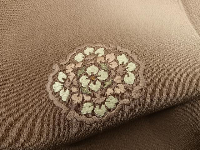 平和屋着物●訪問着 紬地 総刺繍 草花文 暈し染め 金糸 正絹 逸品 BAAW3518mz
