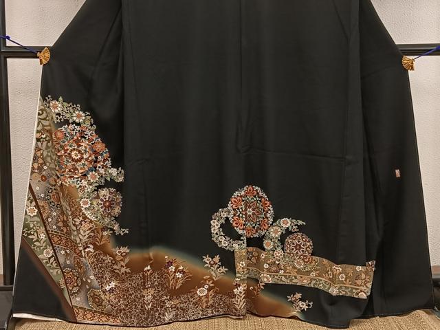 平和屋着物●豪華黒留袖 作家物 駒刺繍 花鳥文 暈し染め 金彩 正絹 逸品 BAAW3524mz