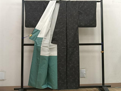 平和屋着物●本場大島紬 花唐草文 正絹 逸品 BAAW3622mz