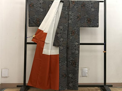 平和屋着物●本場大島紬 7マルキ 蜀江花文 正絹 逸品 未使用 BAAW3640mz