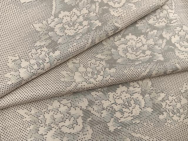 平和屋着物●本場大島紬 白大島 9マルキ 草花文 正絹 逸品 BAAW3644mz