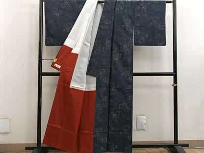 平和屋着物●本場大島紬 雲重ね花文 やまと誂製 証紙付き 正絹 逸品 未使用 BAAW3655mz