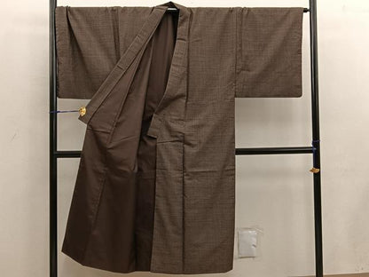 平和屋着物●男性 本場大島紬 アンサンブル キングサイズ 古代染色 純泥染 幾何学文様 証紙付き 正絹 逸品 BAAW3666mz