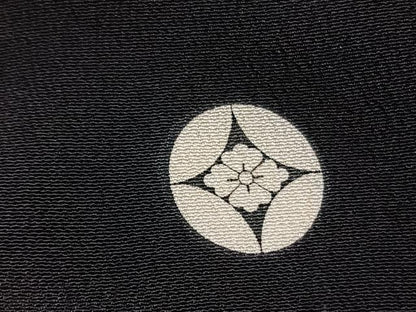 平和屋着物■豪華黒留袖　駒刺繍　鏡裏文　金彩　正絹　逸品　BAAW4817hv