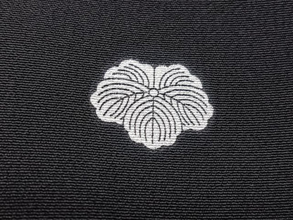 平和屋着物■豪華黒留袖　駒刺繍　エ霞桐花文　金彩　正絹　逸品　BAAW7877hv
