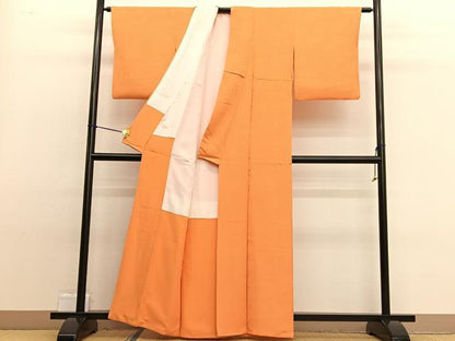平和屋着物■上質な色無地　流水地紋　人参色　正絹　逸品　BAAW4978hv