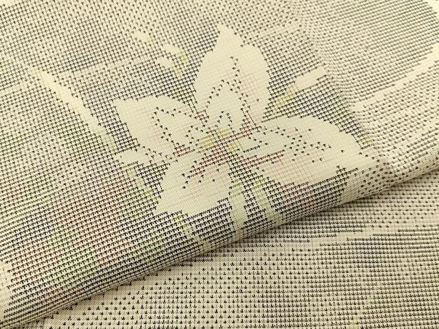 平和屋着物●都喜ヱ門 本場大島紬 白大島 9マルキ 流水花文 さが美扱い 藤絹織物謹製 正絹 逸品 BAAW5005hj
