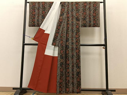 平和屋着物●本場大島紬 7マルキ 更紗草花間道 正絹 逸品 BAAW5007hj