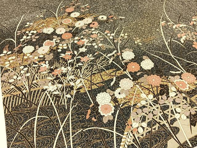 平和屋着物○訪問着 流水草花文 たたき染め 黒地 金彩 正絹 逸品