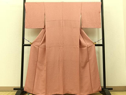 平和屋着物●上質な色無地　紋意匠　珊瑚色　正絹　逸品　BAAW5042hj