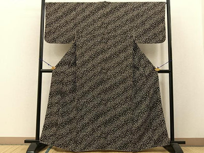 平和屋着物●上質な小紋 舞桜文 黒地 正絹 逸品 BAAW5057hj