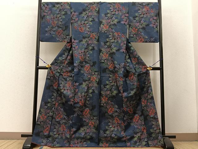 平和屋着物●本場染大島紬 草花文 正絹 逸品 BAAW5119hj