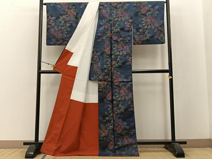 平和屋着物●本場染大島紬 草花文 正絹 逸品 BAAW5119hj