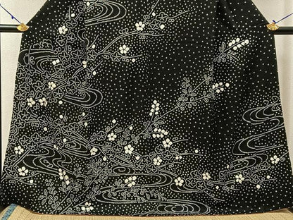平和屋着物●訪問着 絞り 流水梅文 黒地 正絹 逸品 BAAW5136hj