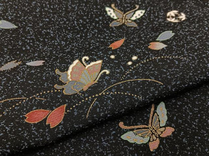 平和屋着物●上質な小紋 花蝶文 たたき染め 黒地 金彩 正絹 逸品 BAAW5169hj
