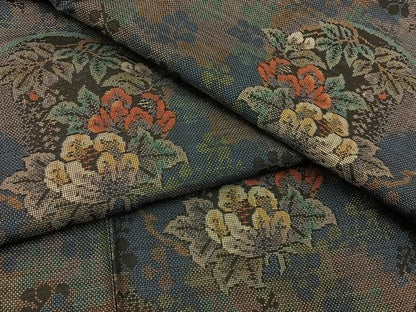 平和屋着物●本場大島紬 9マルキ 草花文 正絹 逸品 BAAW5189hj