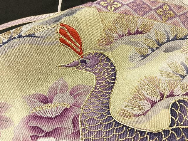 平和屋着物■豪華黒留袖　駒刺繍　孔雀有職花文　金彩　正絹　逸品　BAAW5345hj