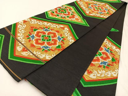 平和屋着物◎六通柄袋帯　唐織　菱宝相華文　黒地　金銀糸　正絹　逸品　BAAW5391hj
