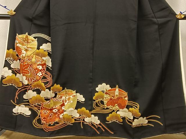 平和屋着物■豪華黒留袖　駒刺繍　糸巻き松花文　金彩　正絹　逸品　BAAW5541hj