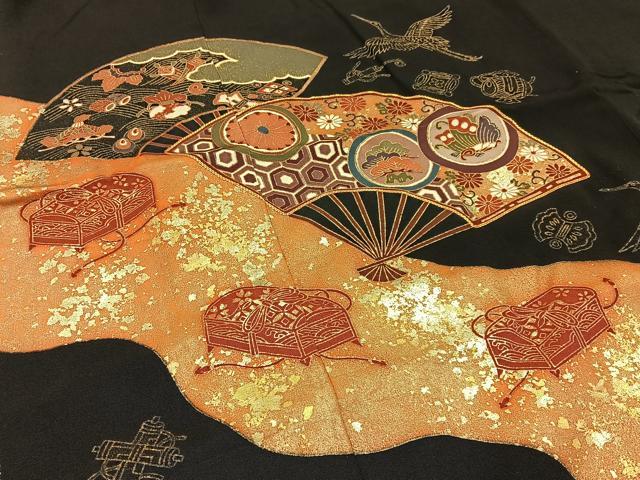 平和屋着物■豪華黒留袖 駒刺繍 扇面宝尽くし花蝶文 金彩 正絹 逸品 BAAW5547hj