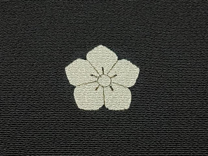 平和屋着物■豪華黒留袖　駒刺繍　舞蝶文　金彩　正絹　逸品　BAAW5564hj