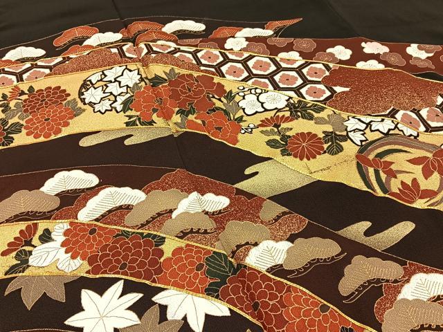 平和屋着物■豪華黒留袖　駒刺繍　熨斗花文　金彩　正絹　逸品　BAAW5579hj