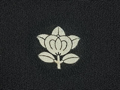 平和屋着物■豪華黒留袖　駒刺繍　鳳凰浜松文　金銀彩　正絹　逸品　BAAW5585hj