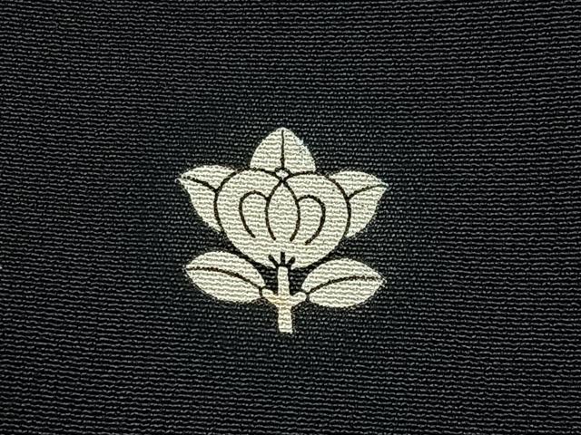 平和屋着物■豪華黒留袖　駒刺繍　鳳凰浜松文　金銀彩　正絹　逸品　BAAW5585hj